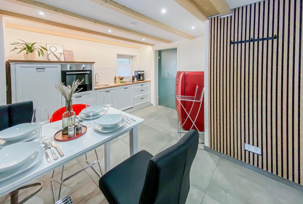 Stylisches Apartment Mit Terrasse In Der Altstadt Von Донаувёрт Экстерьер фото